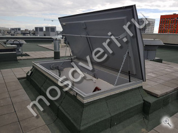 Люк широкий металлический на крышу Л-117 - купить от производителя Мосдвери Люк широкий металлический на крышу Л-117